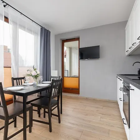 Luxury With Furnished Balcony, Parking And Desk In Cracow By Renters Prestige