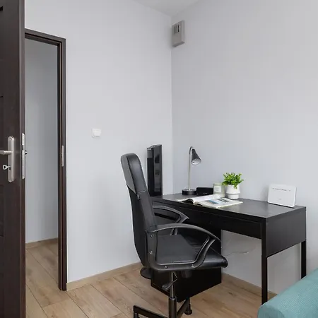 Апартаменты Luxury With Furnished Balcony, Parking And Desk In Cracow By Renters Prestige Краков